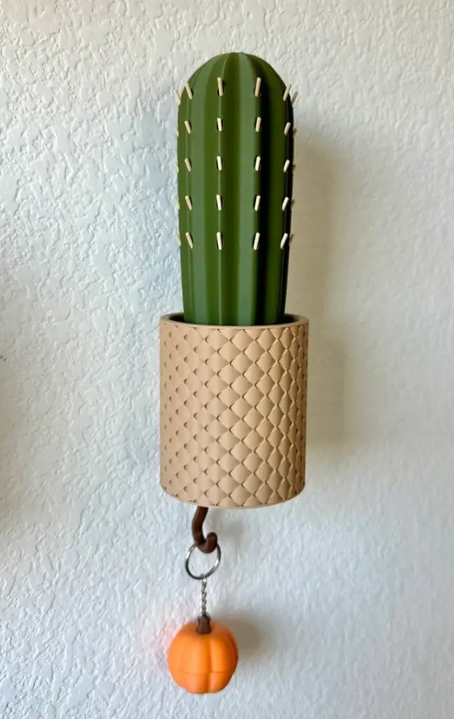 SpiKey - The Cactus Wall Mounted Keyholder ext2.webp